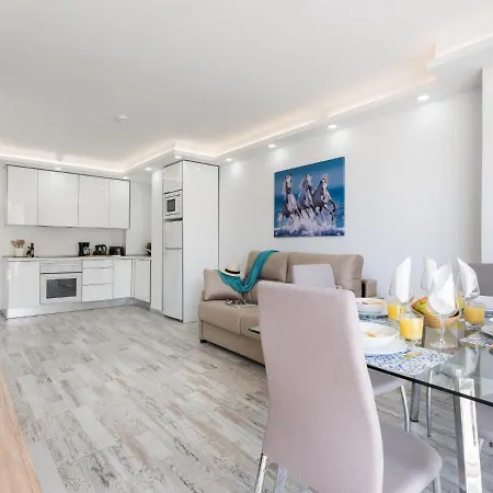 M9G Brand New Playa Las Americas With Balcony شقة